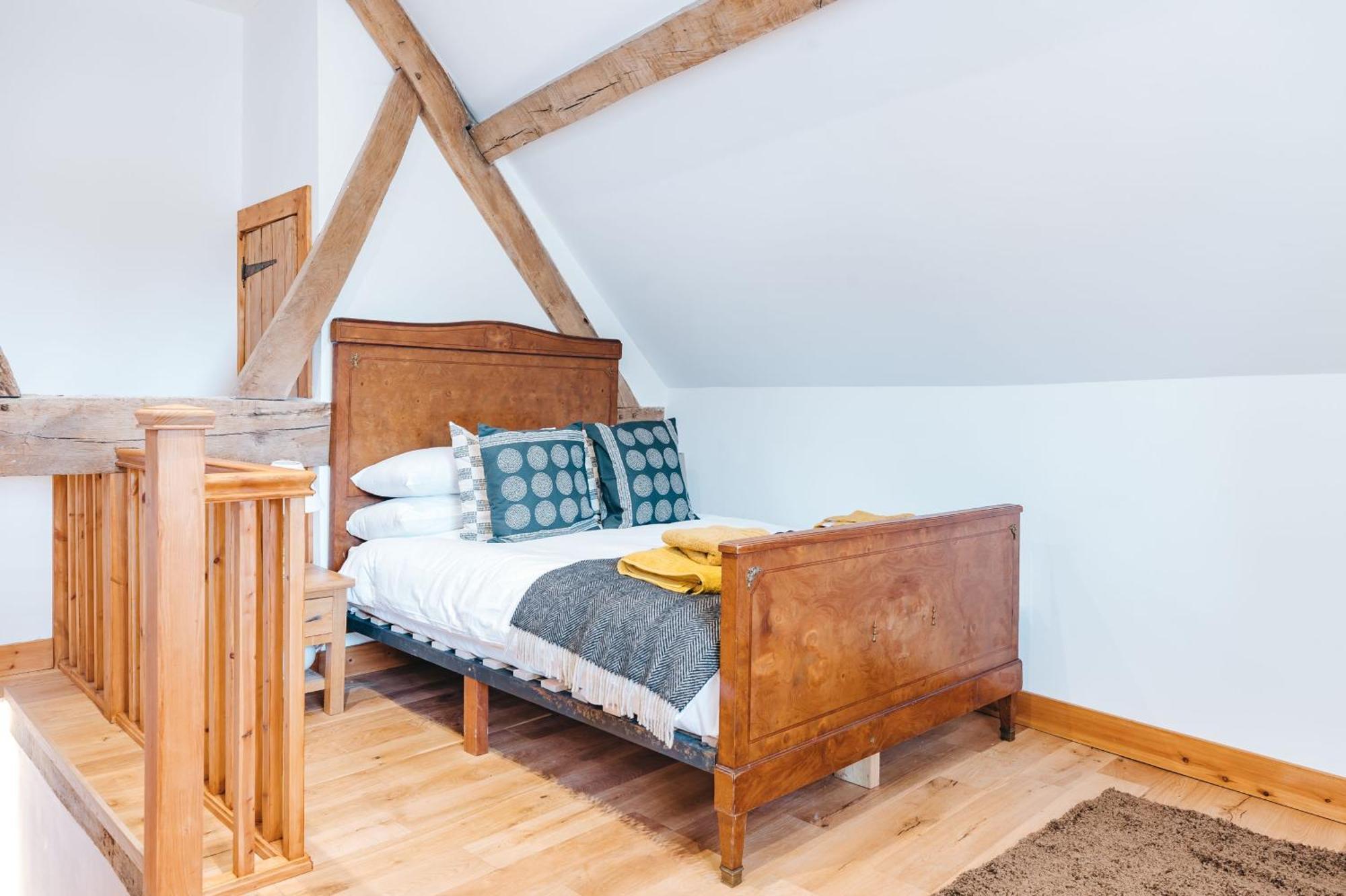 Ryton Grange Church Barn Sleeps 5 Shrewsbury Bagian luar foto